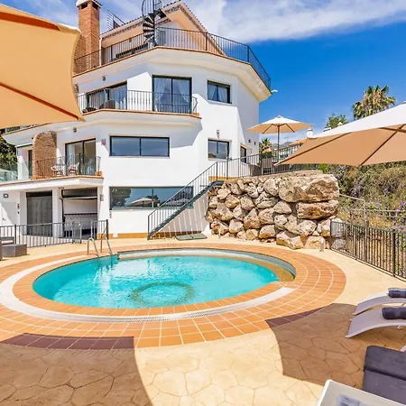 Villa Tranquil 2 Bed With Private Pool + Sea View! Benalmádena