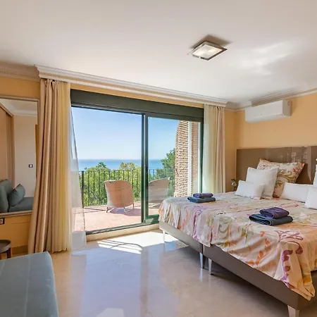 Tranquil 2 Bed With Private Pool + Sea View! Villa Benalmádena