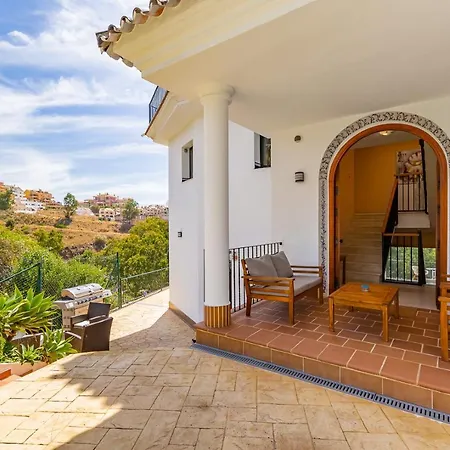 Tranquil 2 Bed With Private Pool + Sea View! Villa Benalmádena